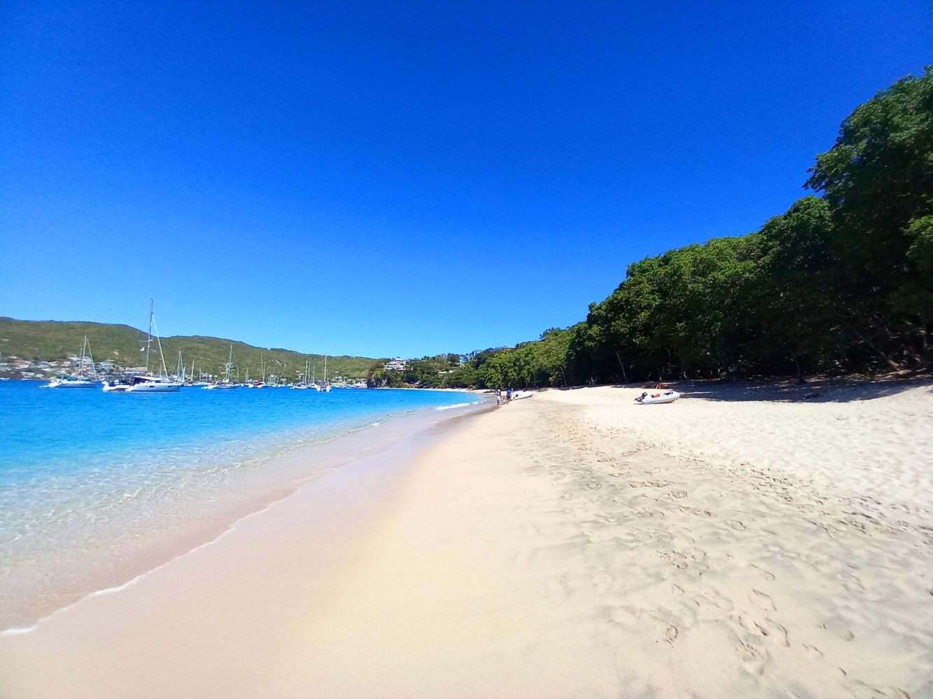 Princess Margaret Beach in the sunshine
